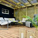 Scenic Private House Surrounded By Nature Mandalen