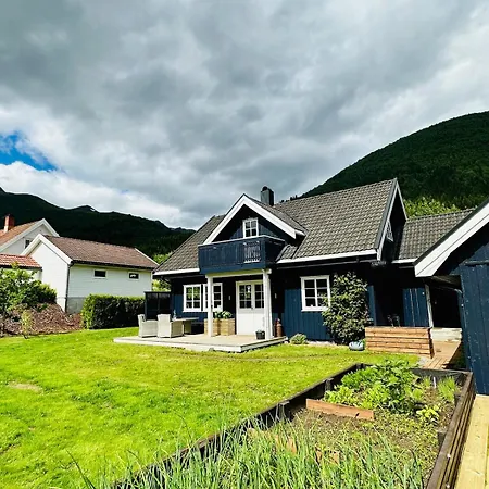 Scenic Private House Surrounded By Nature